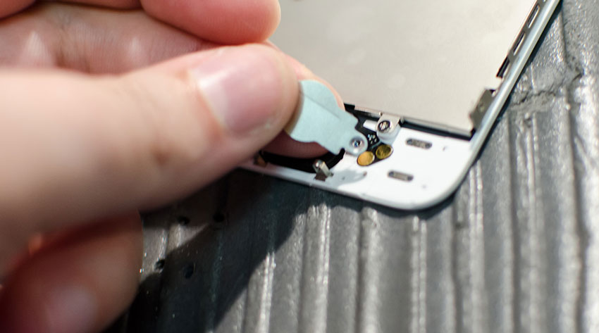 Nâng miếng chắn nút home