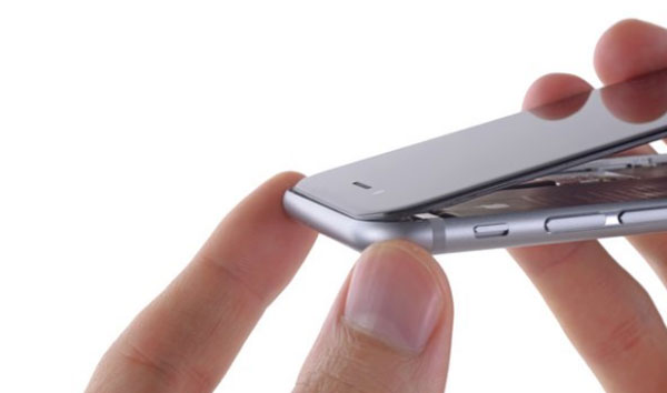 Nâng màn hình vuông góc với máy