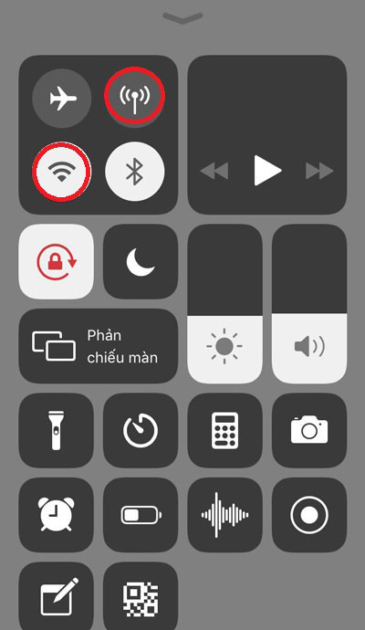 Iphone không tải được ứng dụng là do Internet