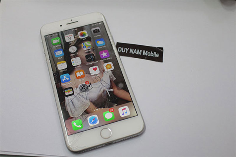 Iphone 7 Plus trước khi tahy mặt kính tại Duy Nam