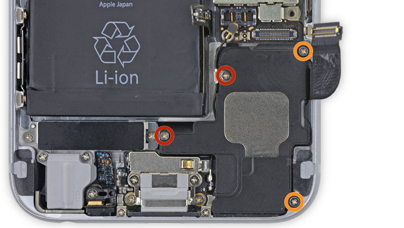 Tháo vít cố định loa