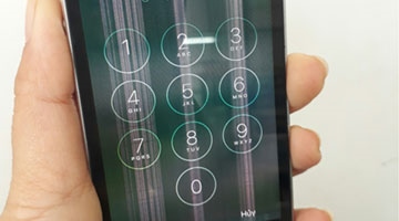 Khắc phục màn hình iphone 5 bị sọc đen dọc 